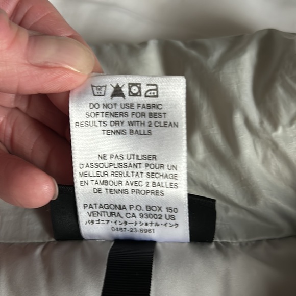 Patagonia woman’s grey down filled vest size XS good used condition - Picture 7 of 8